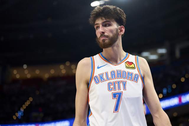 斯诺克世锦赛：赵心童首轮击败海菲尔德