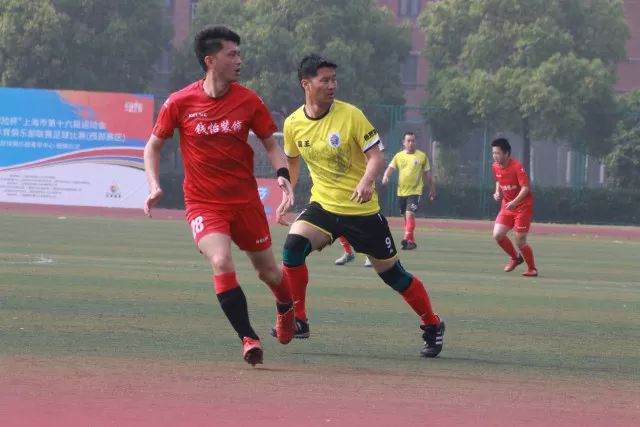 波士顿马拉松：肯尼亚选手包揽男女组冠军 双双实现卫冕